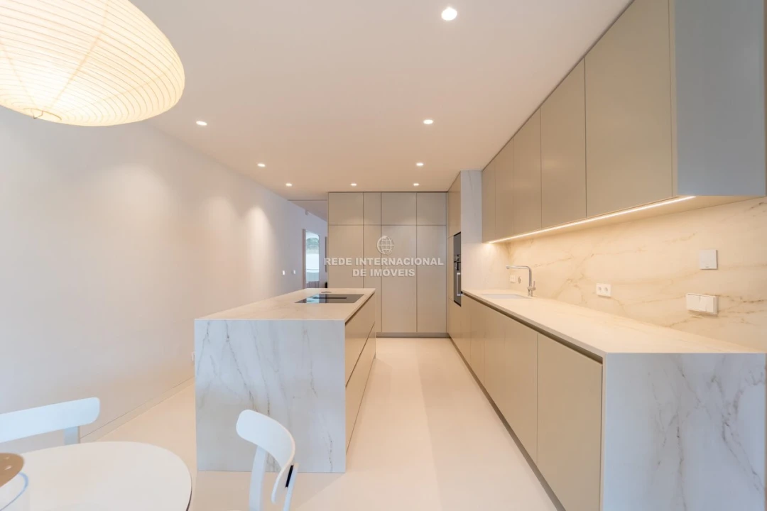 Apartamento T4 para Venda em Aldoar, Foz do Douro e Nevogilde Foto 11
