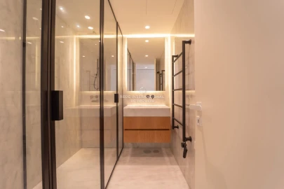 Apartamento T4 para Venda em Aldoar, Foz do Douro e Nevogilde