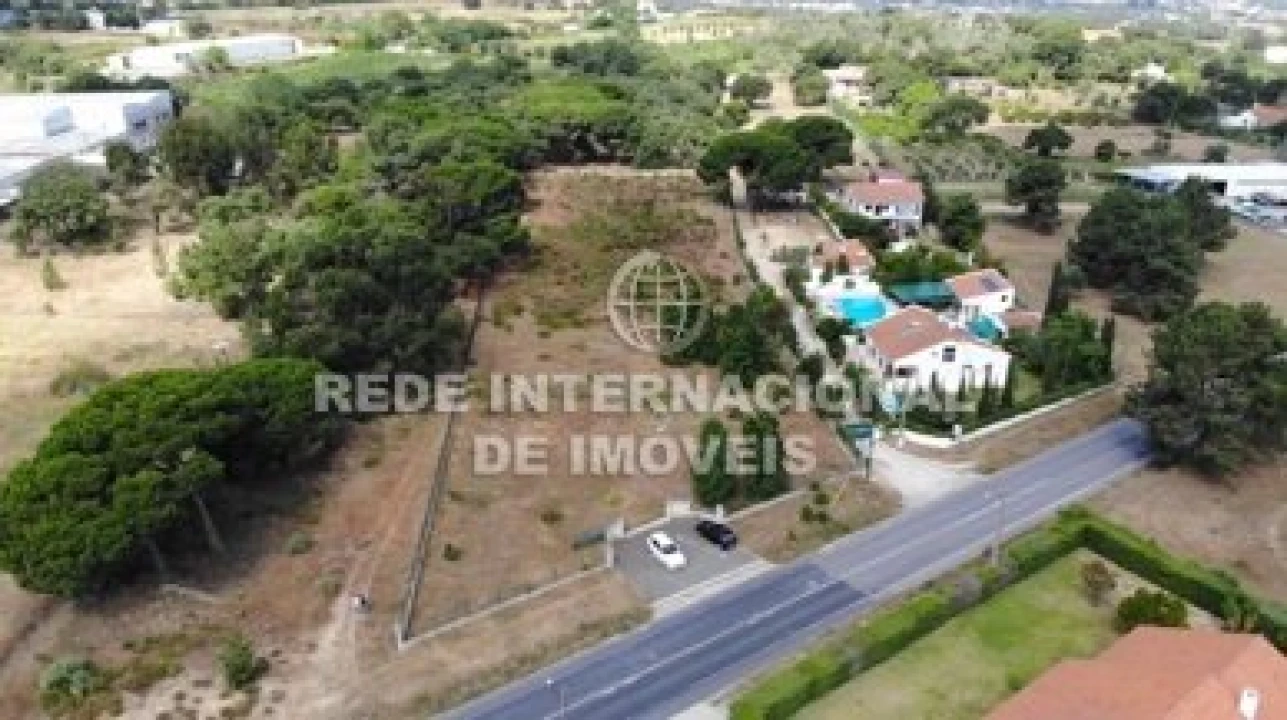Terreno para Venda em Palmela Foto 3