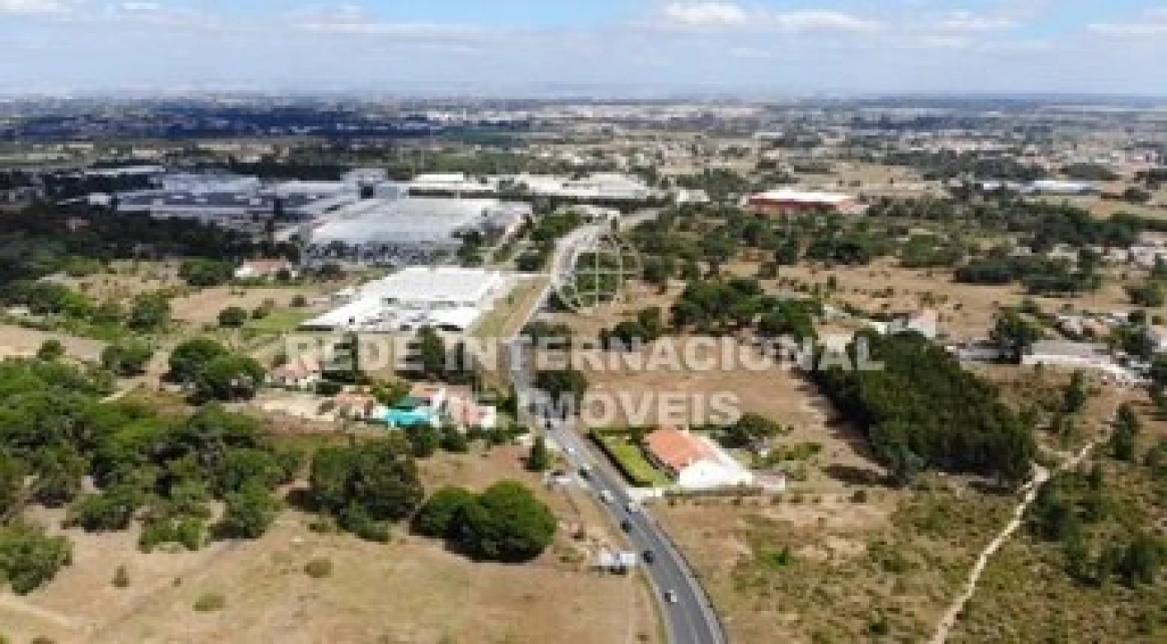 Terreno para Venda em Palmela Foto 1
