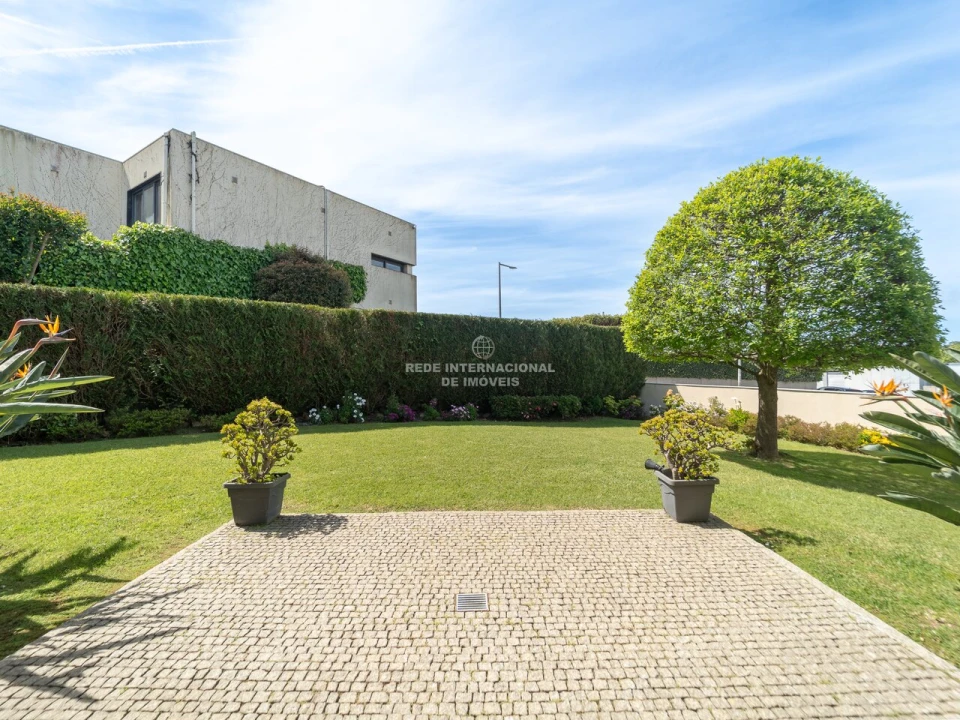 Moradia T4 para Venda em Aldoar, Foz do Douro e Nevogilde Foto 32