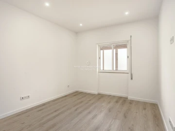 Apartamento T2 para Venda em Alto do Seixalinho, Santo André e Verderena