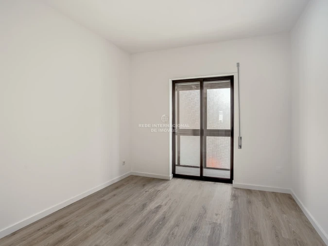 Apartamento T2 para Venda em Alto do Seixalinho, Santo André e Verderena Foto 7