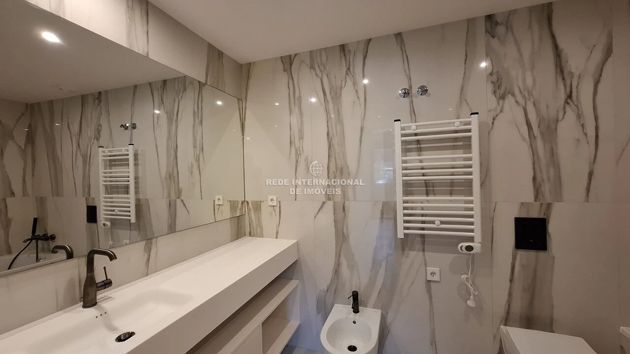 Apartamento T2 para Venda em Santa Marinha e São Pedro da Afurada Foto 30