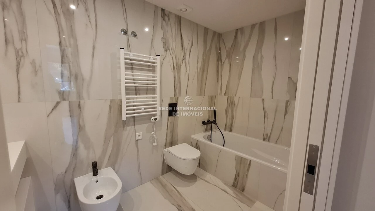 Apartamento T2 para Venda em Santa Marinha e São Pedro da Afurada Foto 19