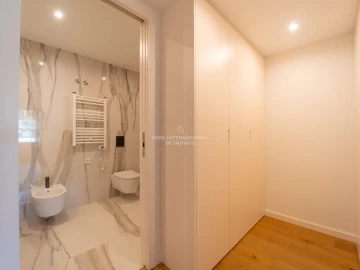 Apartamento T2 para Venda em Santa Marinha e São Pedro da Afurada