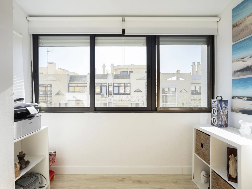 Apartamento T2 para Venda em Costa da Caparica Foto 20