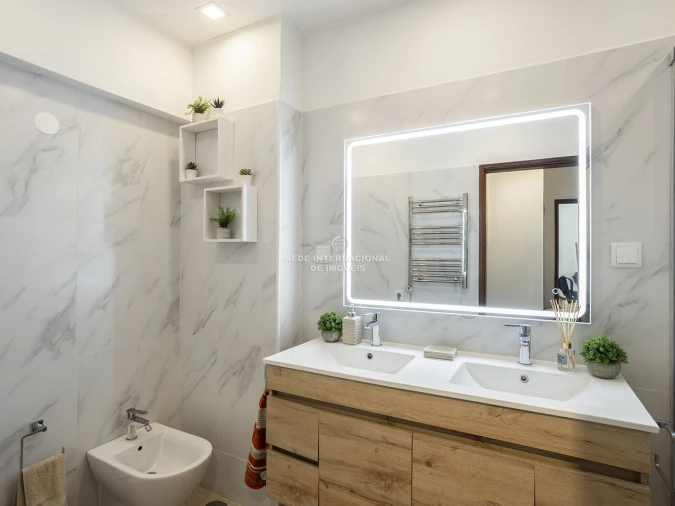 Apartamento T2 para Venda em Costa da Caparica Foto 8