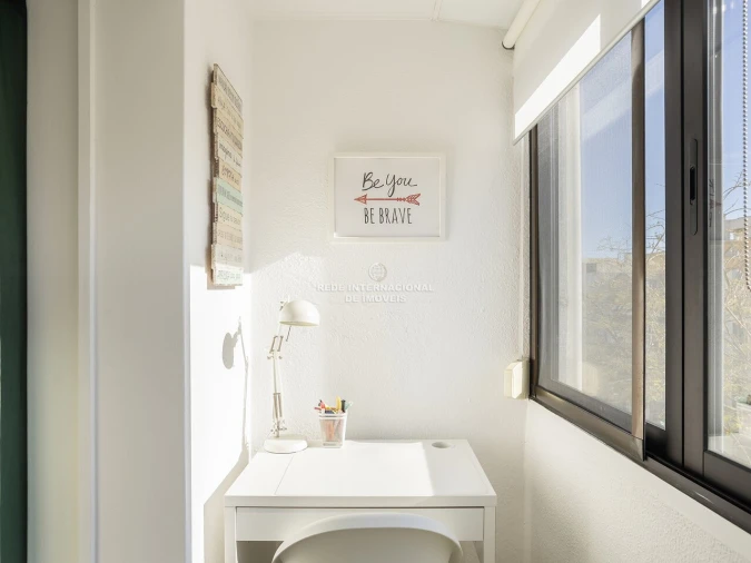 Apartamento T2 para Venda em Costa da Caparica Foto 16