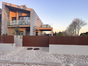 Moradia T3 para Venda em Ericeira