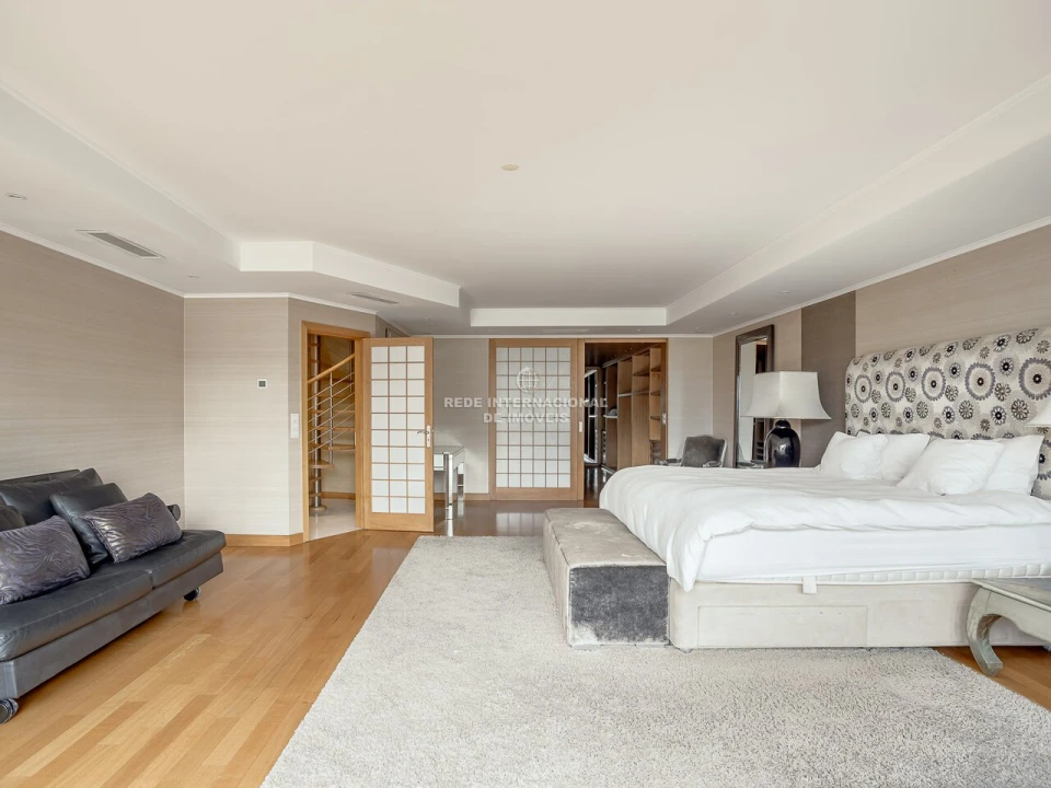 Apartamento T4 para Venda em Algés, Linda-A-Velha e Cruz Quebrada-Dafundo Foto 12