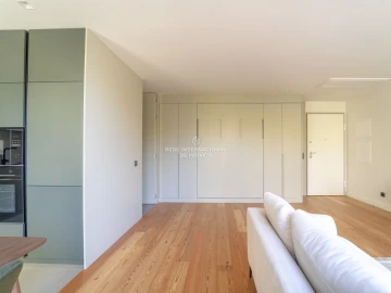 Apartamento T0 para Venda em São Mamede de Infesta e Senhora da Hora