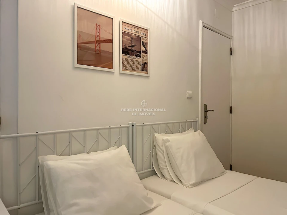 Apartamento T3 para Venda em Ajuda Foto 21