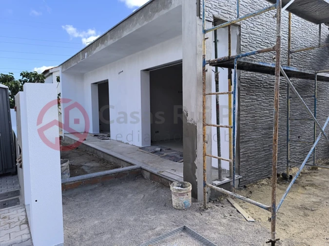 Moradia T3 para Venda em Fernao Ferro Foto 4