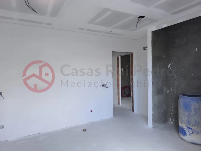 Moradia T3 para Venda em Fernao Ferro Foto 22