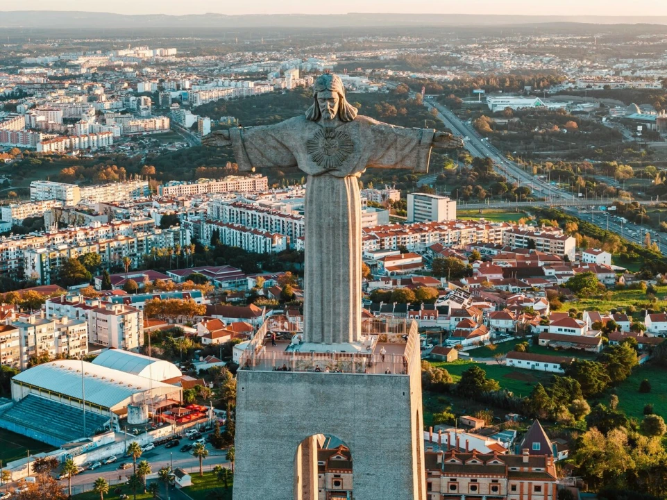 Apartamento T3 para Venda em Charneca de Caparica e Sobreda Foto 20