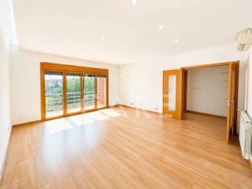 Apartamento T3 para Venda em Odivelas
