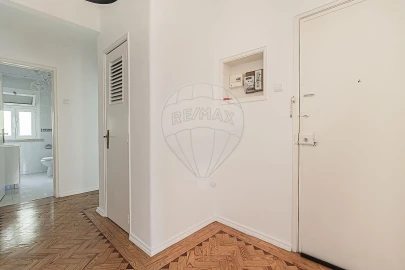 Apartamento T2 para Venda em Venteira