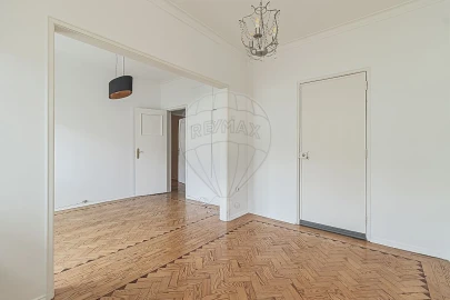 Apartamento T2 para Venda em Venteira