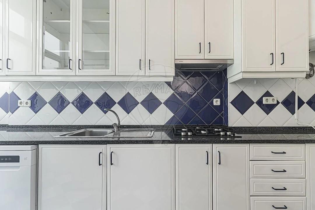 Apartamento T2 para Venda em Venteira Foto 21