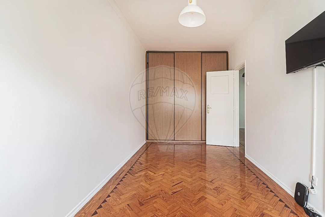 Apartamento T2 para Venda em Venteira Foto 10