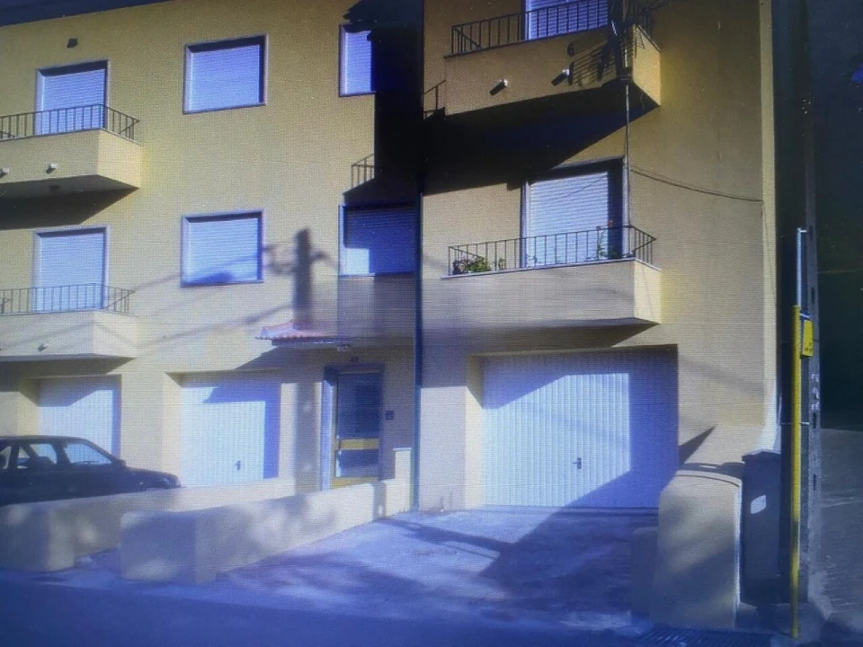Apartamento T2 para Venda em Sé Nova, Santa Cruz, Almedina e São Bartolomeu Foto 2