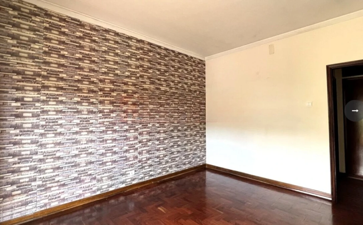 Apartamento T2 para Venda em Sé Nova, Santa Cruz, Almedina e São Bartolomeu Foto 4