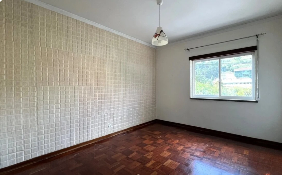 Apartamento T2 para Venda em Sé Nova, Santa Cruz, Almedina e São Bartolomeu Foto 15