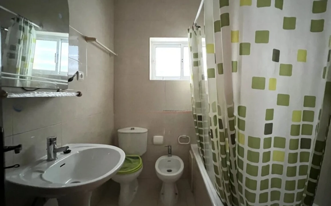 Apartamento T2 para Venda em Sé Nova, Santa Cruz, Almedina e São Bartolomeu Foto 17