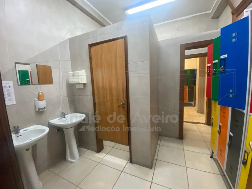 Armazém para Arrendamento em Esgueira Foto 4