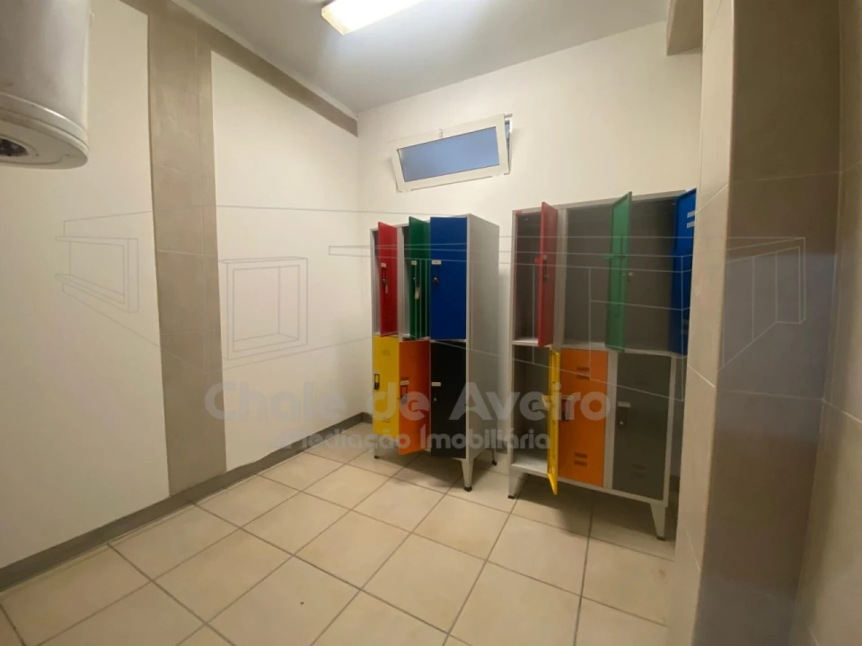 Armazém para Arrendamento em Esgueira Foto 3