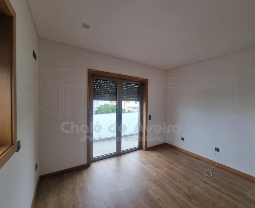 Moradia T4 para Venda em Albergaria-A-Velha e Valmaior Foto 15