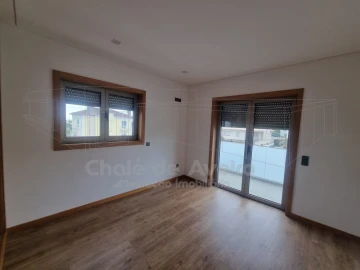 Moradia T4 para Venda em Albergaria-A-Velha e Valmaior