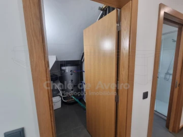 Moradia T4 para Venda em Albergaria-A-Velha e Valmaior