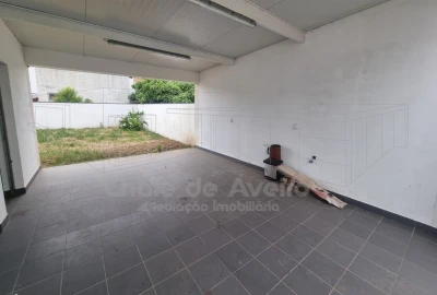 Moradia T4 para Venda em Albergaria-A-Velha e Valmaior