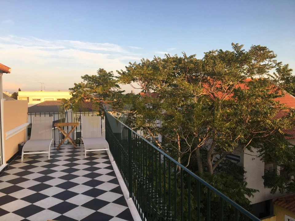 Apartamento T2 para Arrendamento em Cascais e Estoril Foto 1