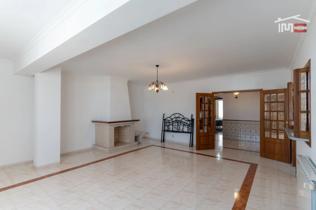 Apartamento T3 para Arrendamento em Fatima Foto 4