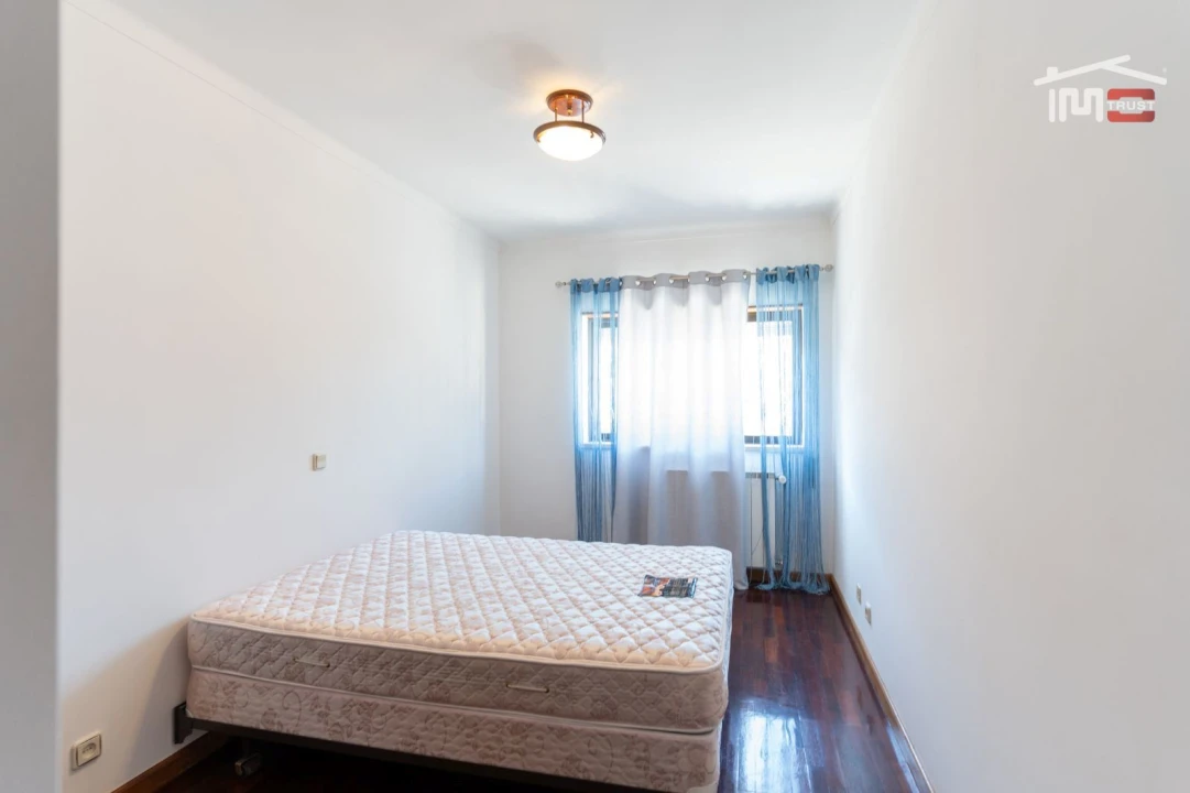 Apartamento T3 para Arrendamento em Fatima Foto 5