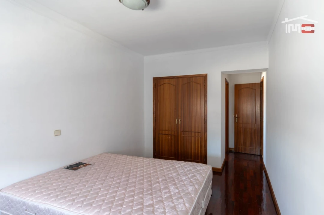 Apartamento T3 para Arrendamento em Fatima Foto 10