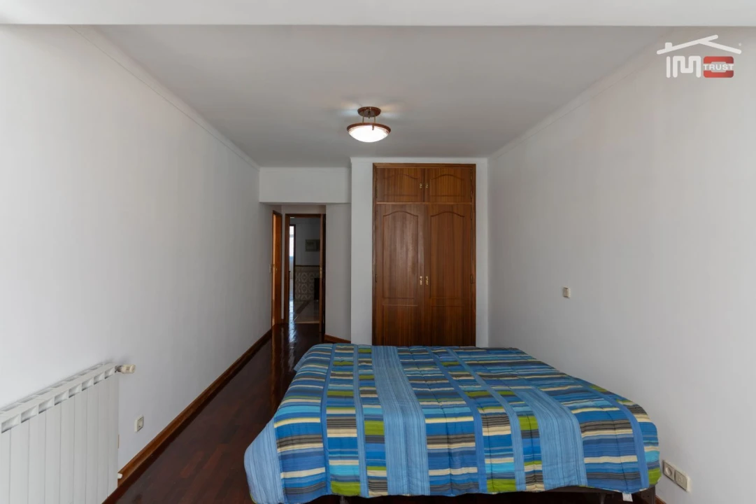 Apartamento T3 para Arrendamento em Fatima Foto 16