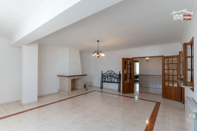 Apartamento T3 para Arrendamento em Fatima Foto 4