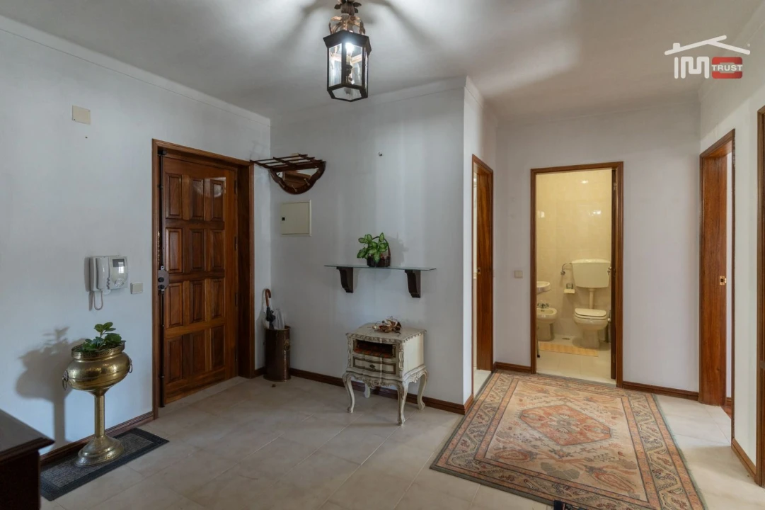 Apartamento T3 para Venda em Fatima Foto 4