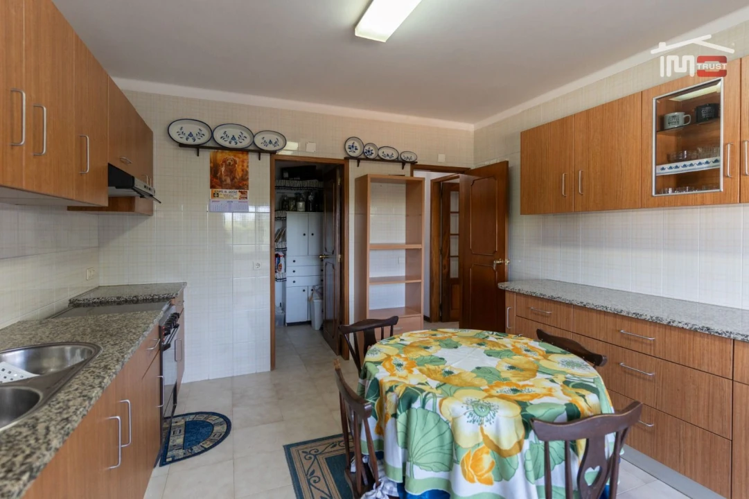 Apartamento T3 para Venda em Fatima Foto 8