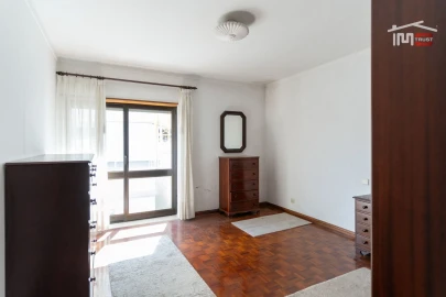 Apartamento T3 para Venda em Fatima