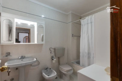 Apartamento T3 para Venda em Fatima