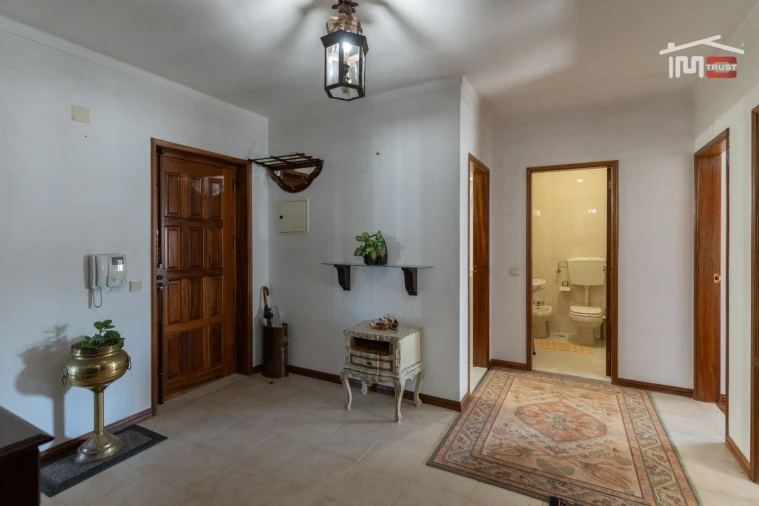 Apartamento T3 para Venda em Fatima Foto 4