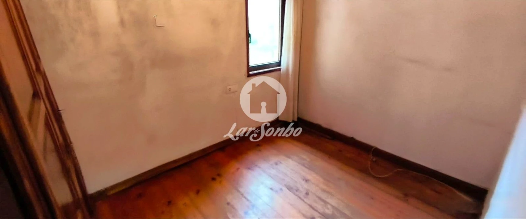 Moradia T4 para Venda em Carreira e Fonte Coberta Foto 17