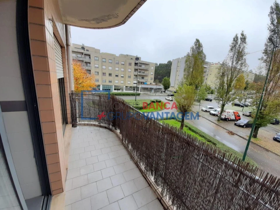 Apartamento T2 para Venda em Valongo Foto 2