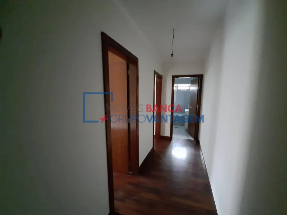 Apartamento T2 para Venda em Valongo Foto 7