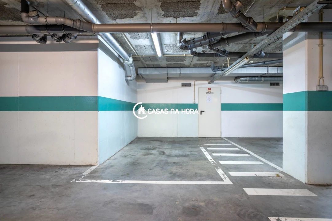 Apartamento T1 para Arrendamento em Paranhos Foto 19